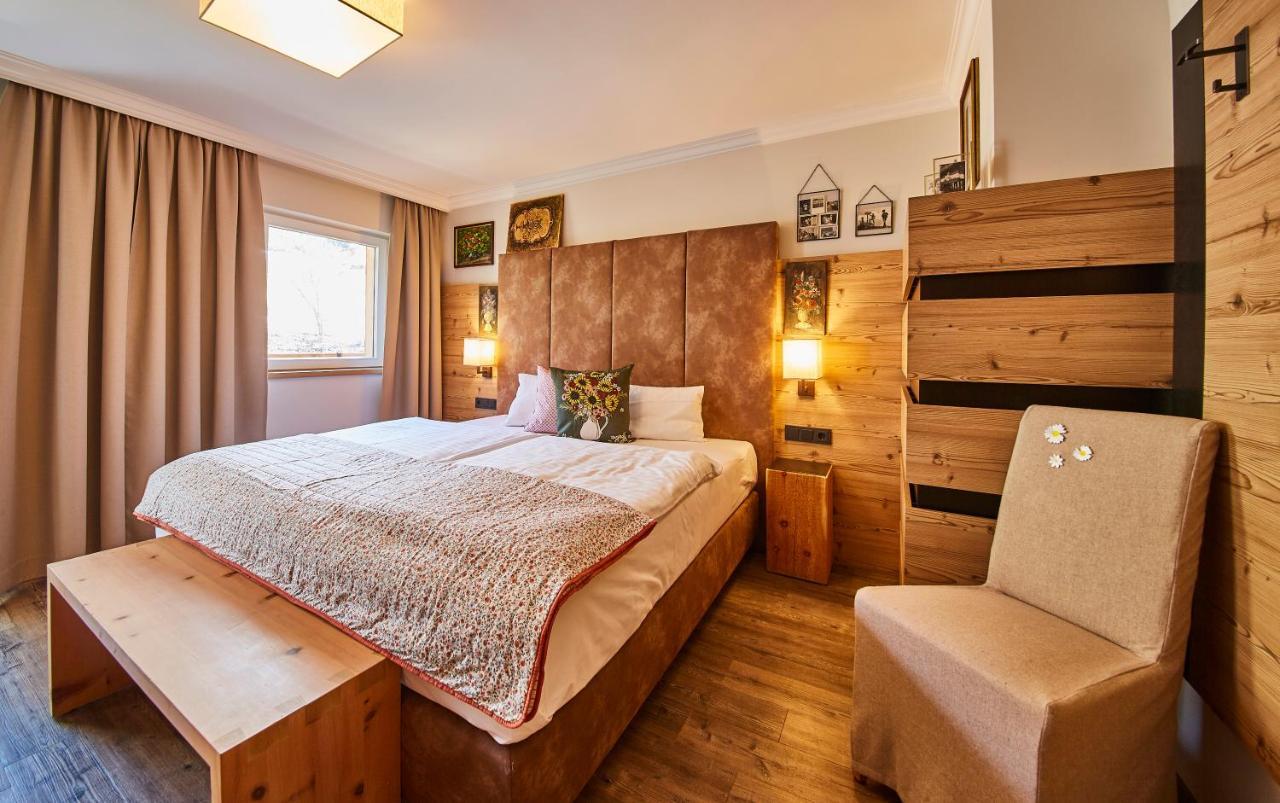 Fuchs Und Gretl Bed and Breakfast Saalbach-Hinterglemm Buitenkant foto