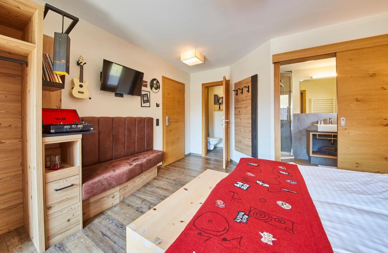 Fuchs Und Gretl Bed and Breakfast Saalbach-Hinterglemm Buitenkant foto